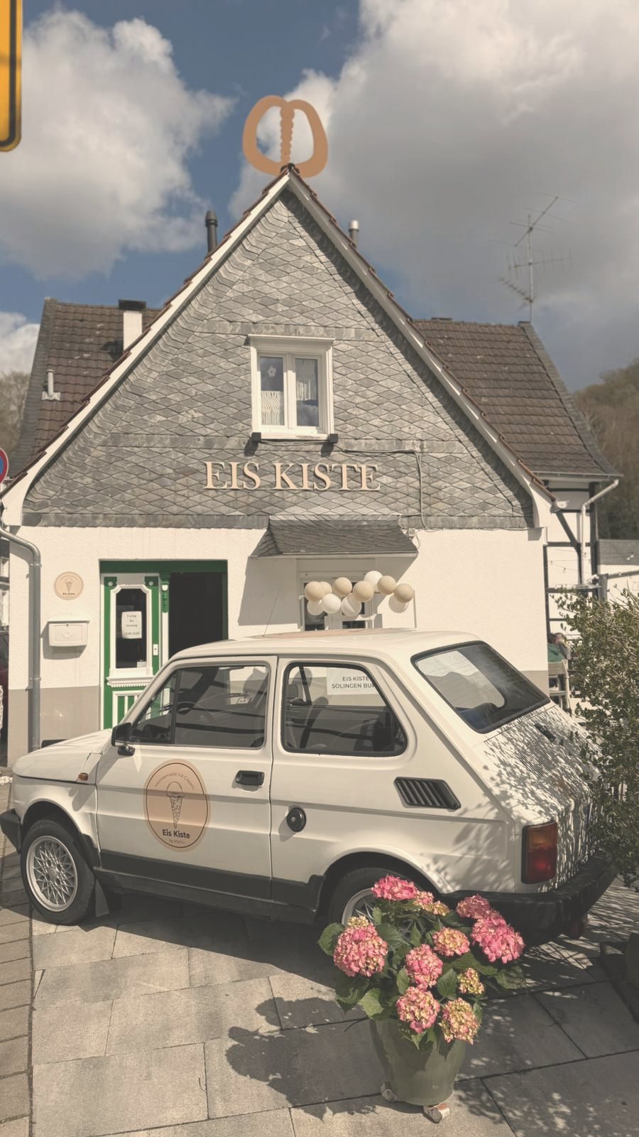 Die Eis Kiste in Solingen-Burg von außen